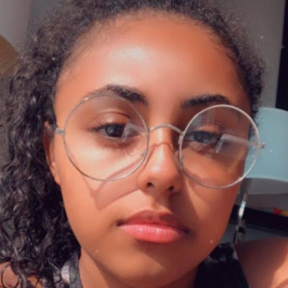 Meet your Posher, Anisa